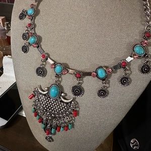 Selling unique statement necklaces